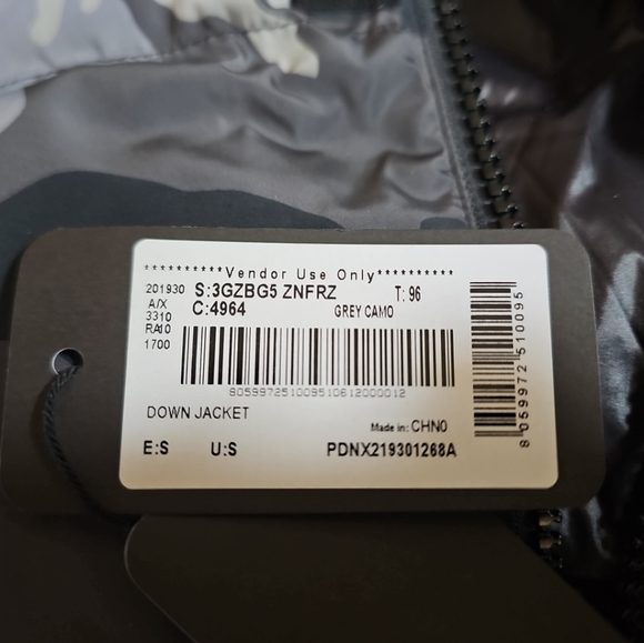 Armani Exchange Down Jacket In Gray Camo Size S NWT - Picture 12 of 14